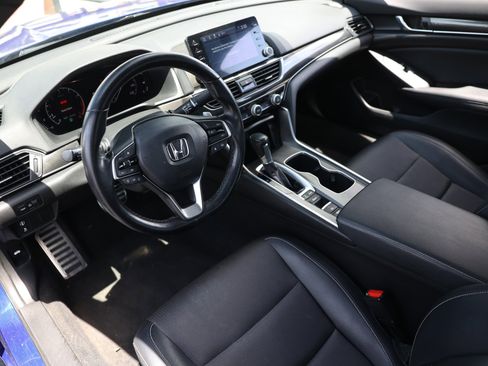 Used 2022 Honda Accord Sport image 6