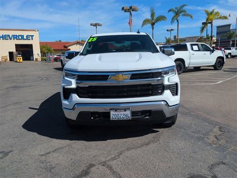 Certified 2025 Chevrolet Silverado 1500 LT image 3