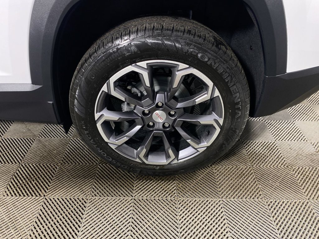 Used 2027 GMC Terrain Elevation w/ Elevation Premium Package FWD image 10