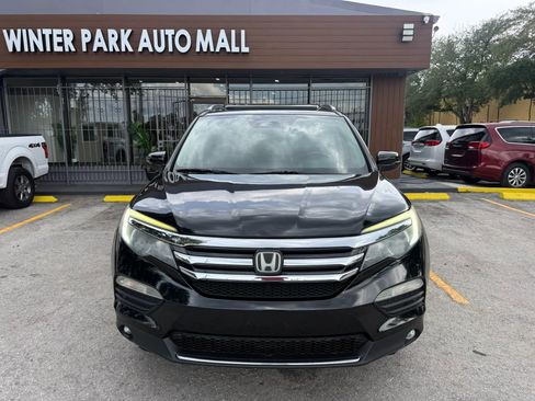 Used 2017 Honda Pilot Touring image 2