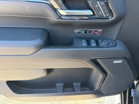 Used 2022 GMC Sierra 1500 AT4 w/ AT4 Premium Package image 13