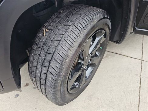 Used 2023 Jeep Grand Cherokee L Altitude image 29