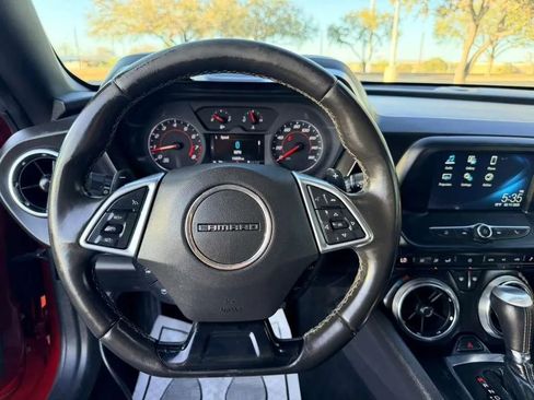 Used 2018 Chevrolet Camaro LT w/ RS Package image 33