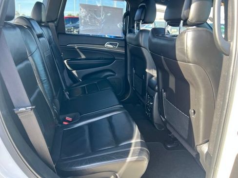Used 2021 Jeep Grand Cherokee Limited w/ Trailer Tow Group IV AWD/4WD image 18