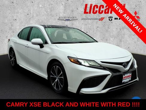 Used 2023 Toyota Camry XSE FWD image 1