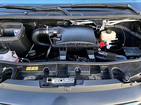 Used 2020 Mercedes-Benz Sprinter 2500 image 31