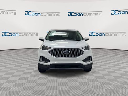 Used 2024 Ford Edge SEL AWD/4WD image 3