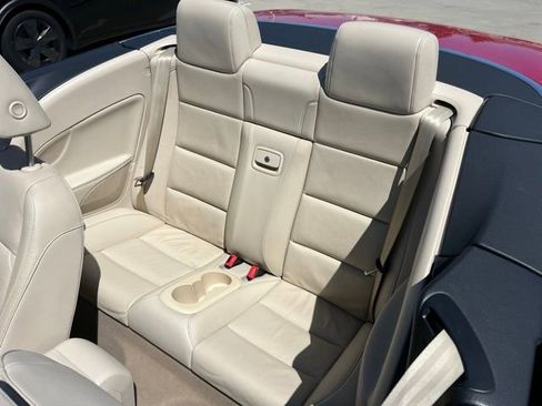 Used 2012 Volkswagen Eos Lux FWD image 17