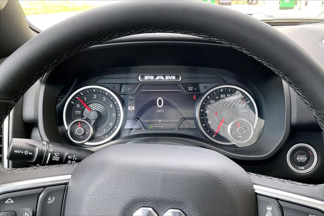 New 2026 RAM 1500 Big Horn AWD/4WD image 10