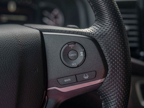 Used 2023 Honda Passport EX-L image 37