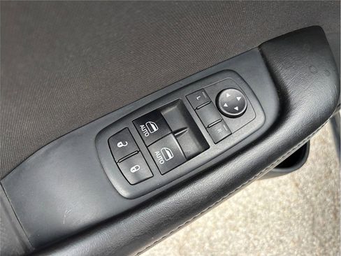 Used 2018 Dodge Challenger R/T w/ Blacktop Package image 19