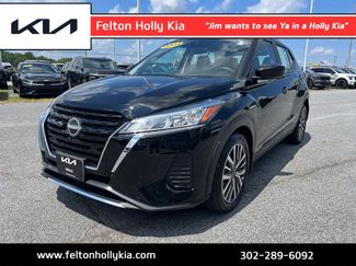 Used 2023 Nissan Kicks SV FWD video 1