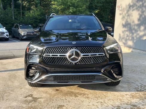 Certified 2025 Mercedes-Benz GLE 450e 4MATIC image 3