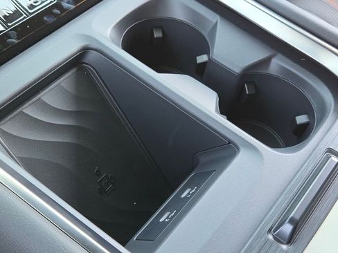 New 2025 Nissan Armada PRO-4X image 35