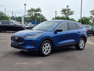 Used 2023 Ford Escape Active w/ Cold Weather Package FWD video 1