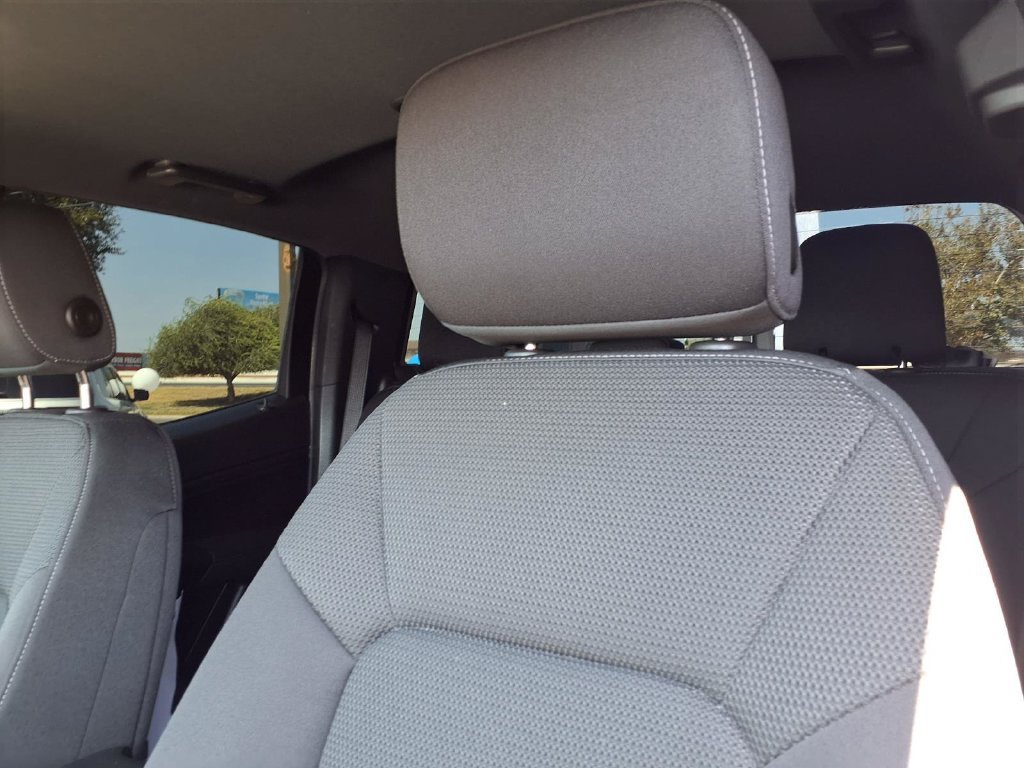 Used 2025 Chevrolet Colorado LT w/ Advanced Trailering Package RWD image 18
