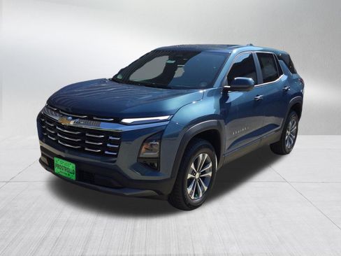 New 2026 Chevrolet Equinox LT w/ Safety and Technology Package AWD/4WD image 2