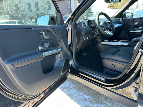New 2026 Mercedes-Benz GLB 250 4MATIC image 19