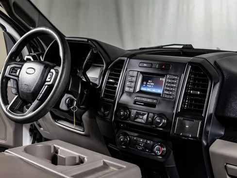 Used 2017 Ford F150 XL w/ Equipment Group 101A Mid RWD image 21