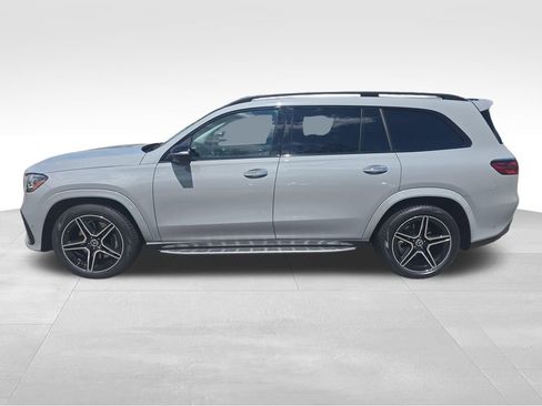 New 2026 Mercedes-Benz GLS 450 4MATIC image 2
