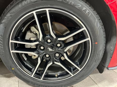 Used 2022 Ford Mustang Coupe w/ Equipment Group 101A RWD image 10
