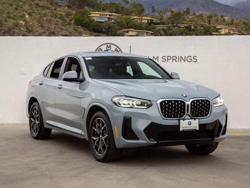 Certified 2025 BMW X4 xDrive30i image 8