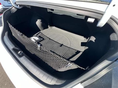 Certified 2025 Hyundai Elantra Sport FWD image 10