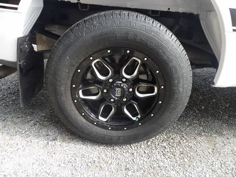 Used 2018 Ford F150 XL w/ Equipment Group 101A Mid RWD image 9