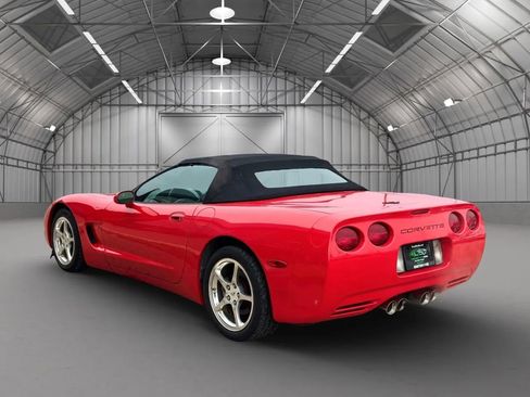 Used 2004 Chevrolet Corvette Convertible w/ Preferred Equipment Group image 6