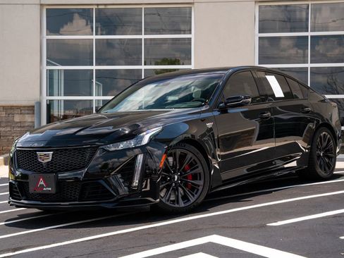 Used 2024 Cadillac CT5 V Blackwing w/ Driver Assist Package RWD image 2