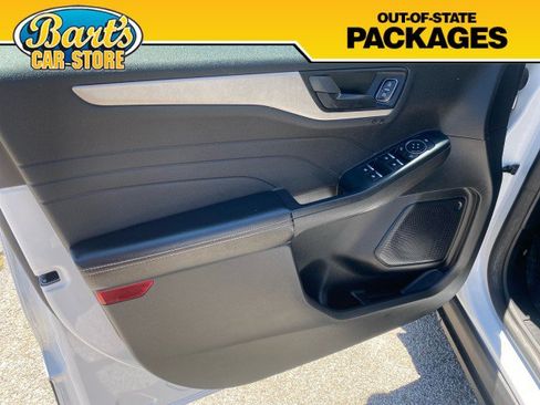 Used 2022 Ford Escape SE AWD/4WD image 23