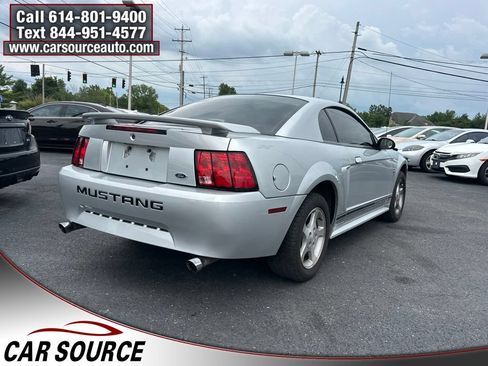 Used 2001 Ford Mustang Coupe RWD image 6