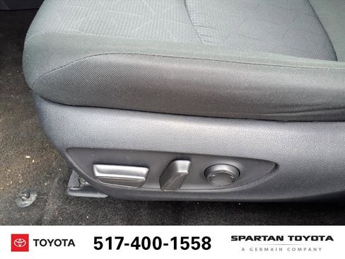 Used 2025 Toyota RAV4 XLE image 14