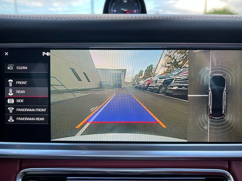 Used 2018 Porsche Panamera 4S image 38