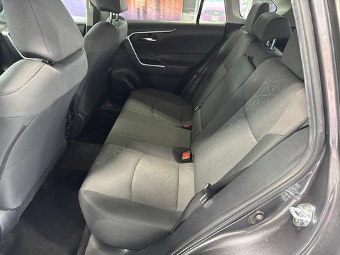 Used 2024 Toyota RAV4 XLE FWD image 11