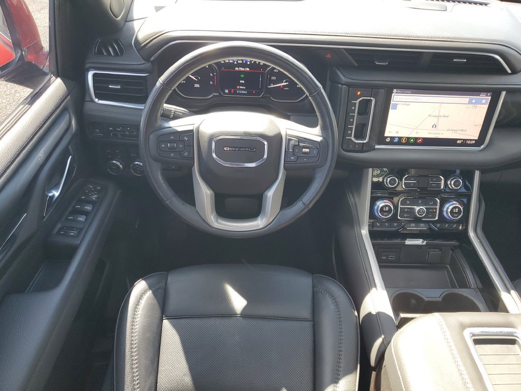 Used 2021 GMC Yukon XL Denali w/ Denali Ultimate Package AWD/4WD image 32