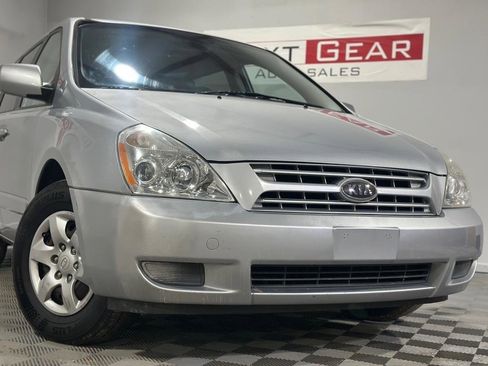 Used 2009 Kia Sedona image 3