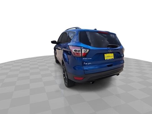 Used 2017 Ford Escape Titanium FWD image 7