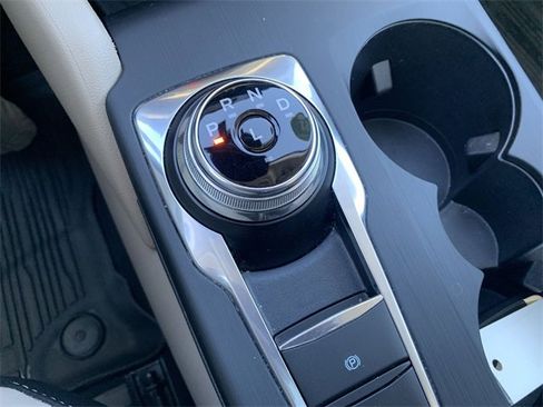 Used 2021 Ford Escape SEL w/ Technology Package image 15