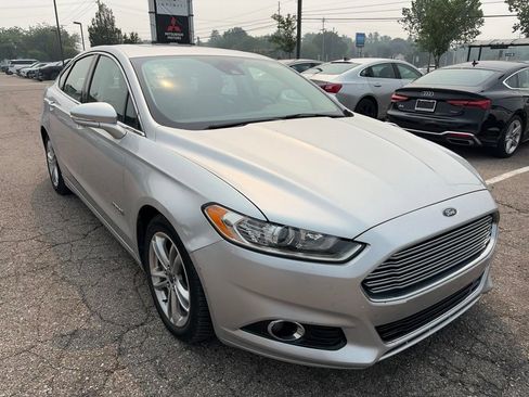 Used 2015 Ford Fusion Titanium FWD image 3