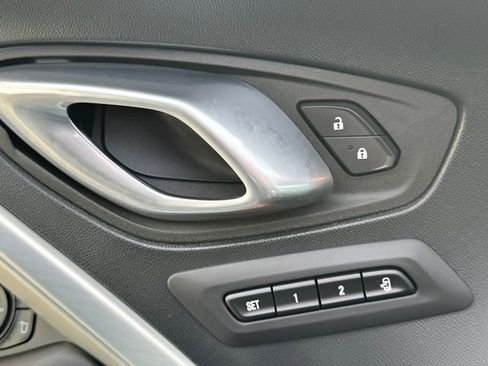 Used 2023 Chevrolet Camaro SS RWD image 17