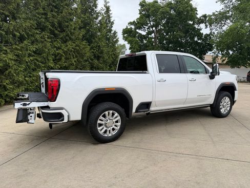 Used 2023 GMC Sierra 2500 Denali w/ Denali Ultimate Package AWD/4WD image 33