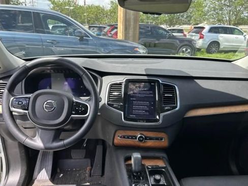 Used 2023 Volvo XC90 B6 Plus w/ Protection Package Premier AWD/4WD image 7