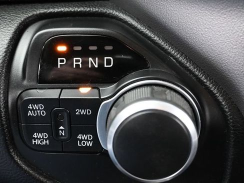 Used 2019 RAM 1500 Big Horn AWD/4WD image 24