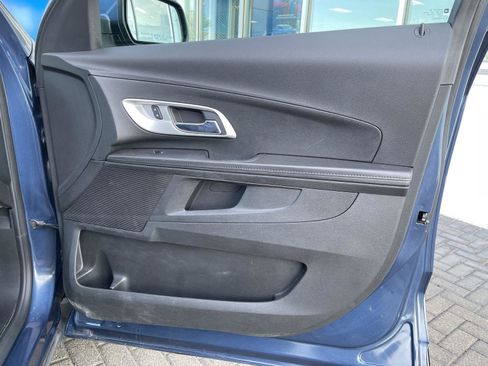 Used 2017 Chevrolet Equinox LT FWD image 26