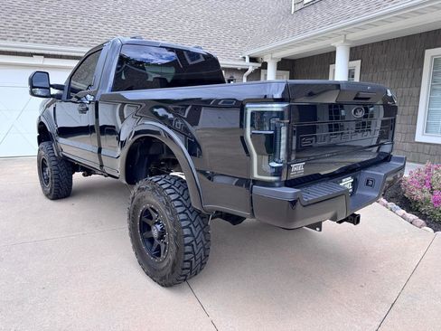 Used 2022 Ford F350 XLT w/ XLT Value Package AWD/4WD image 4