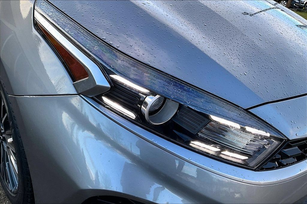 Used 2024 Kia Forte GT-Line FWD image 28