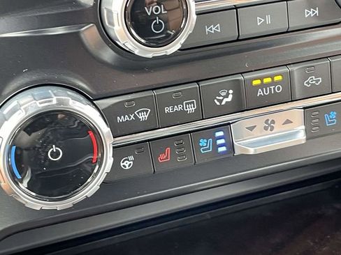 New 2025 Ford F350 King Ranch w/ Chrome Package image 21