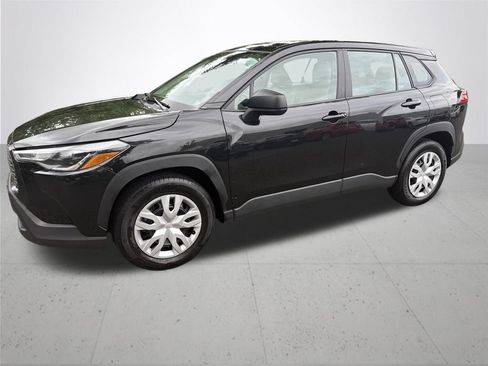 Used 2024 Toyota Corolla Cross L AWD/4WD image 8