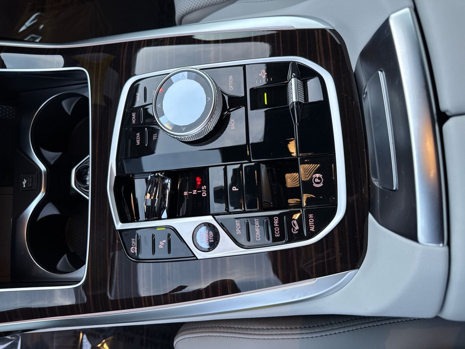 New 2027 BMW X7 xDrive40i AWD/4WD image 23
